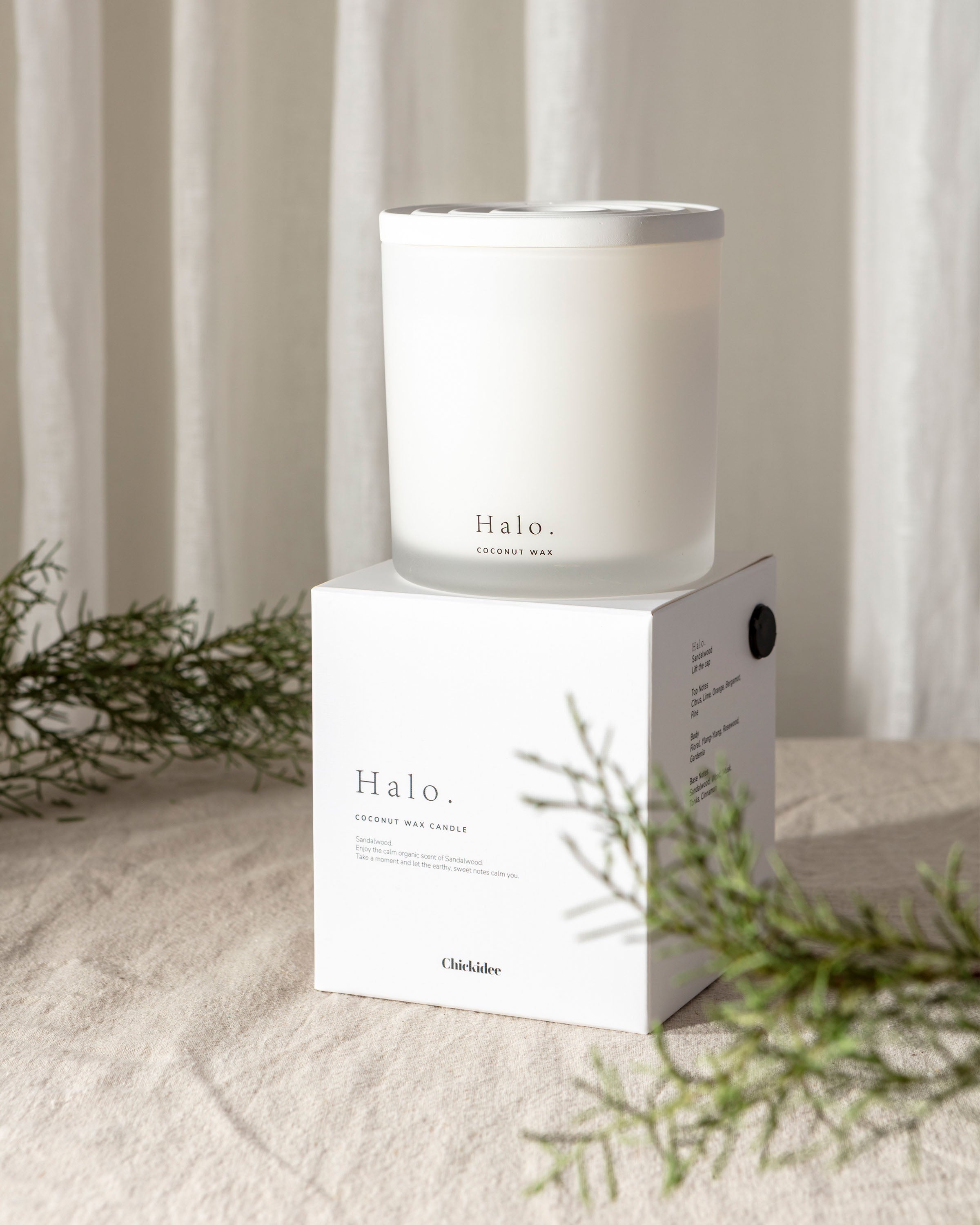 Chickidee Scents Clay Range - Halo Double Wick Candle On Top Of Box