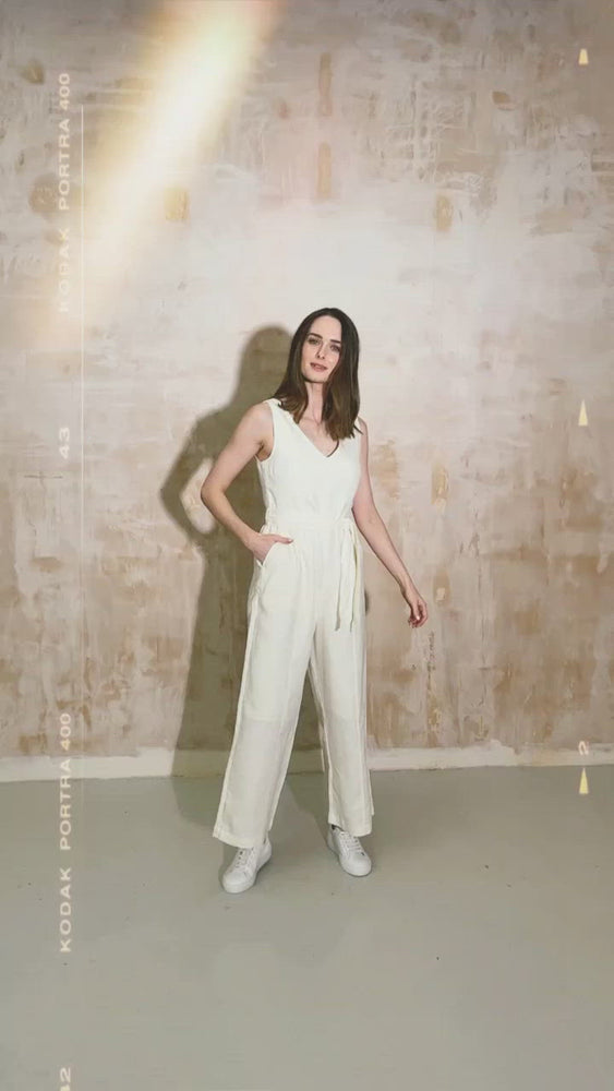 
                  
                    Load and play video in Gallery viewer, Ida Santorini Eve Jumpsuit
                  
                