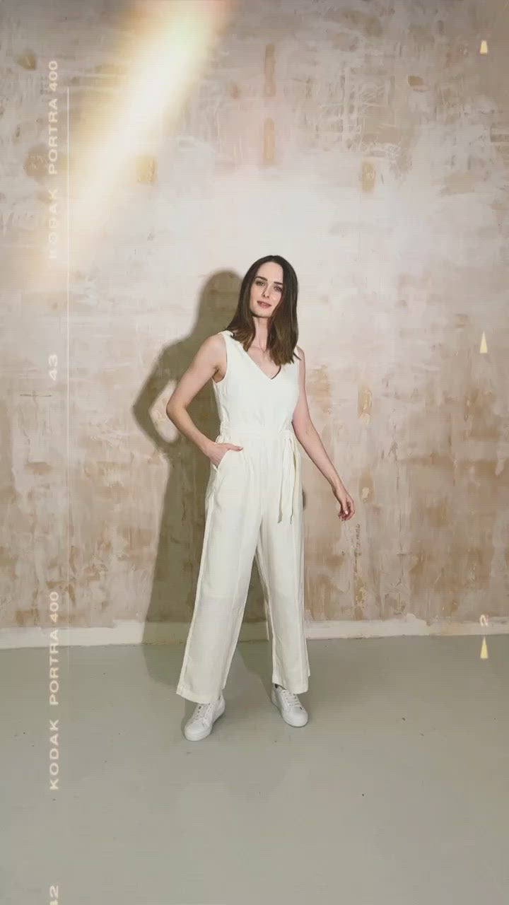 
                  
                    Load and play video in Gallery viewer, Ida Santorini Eve Jumpsuit
                  
                